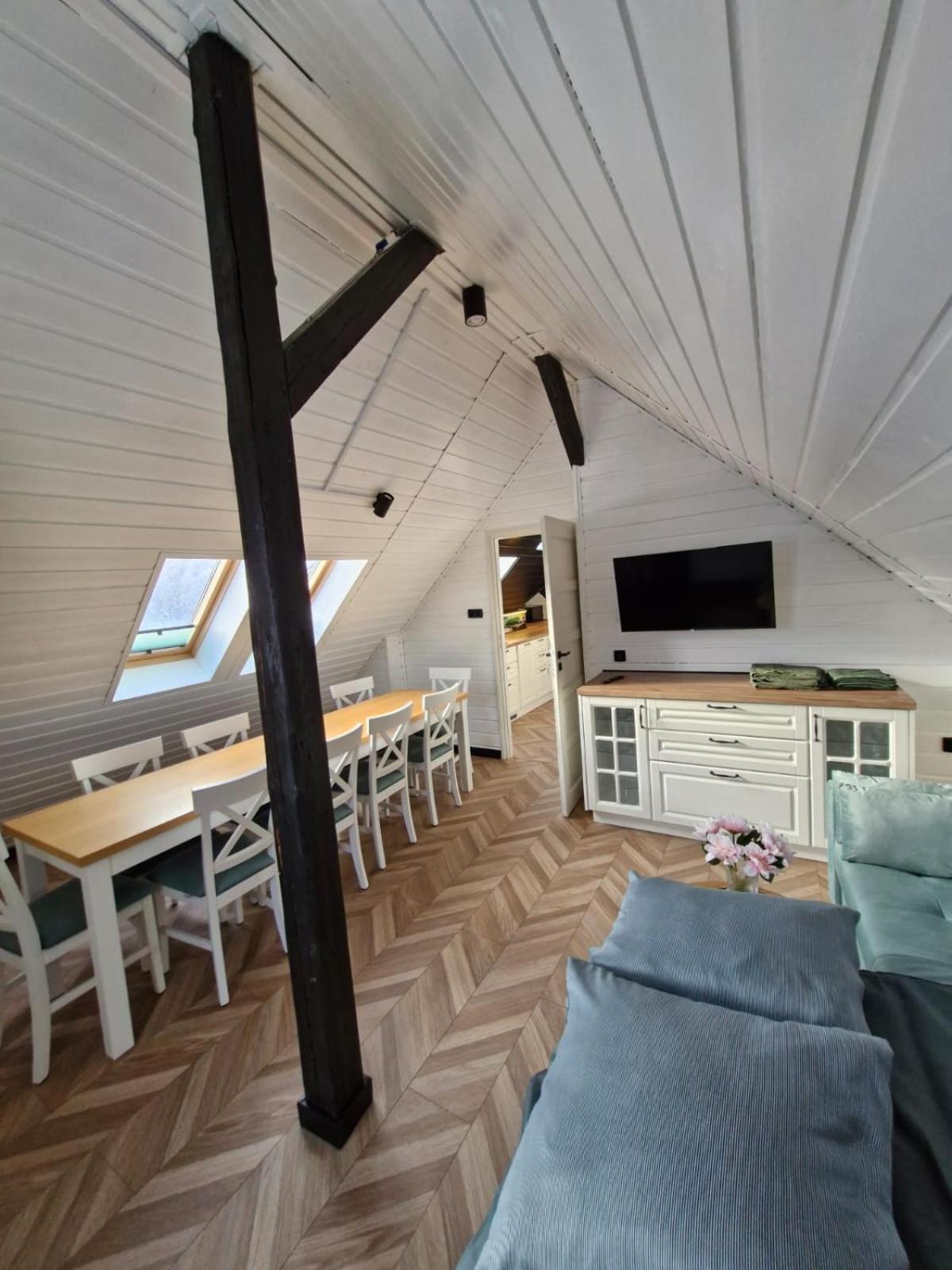 Residence Zielono Mi ชกลาร์สกา ปอเรมบา ภายนอก รูปภาพ